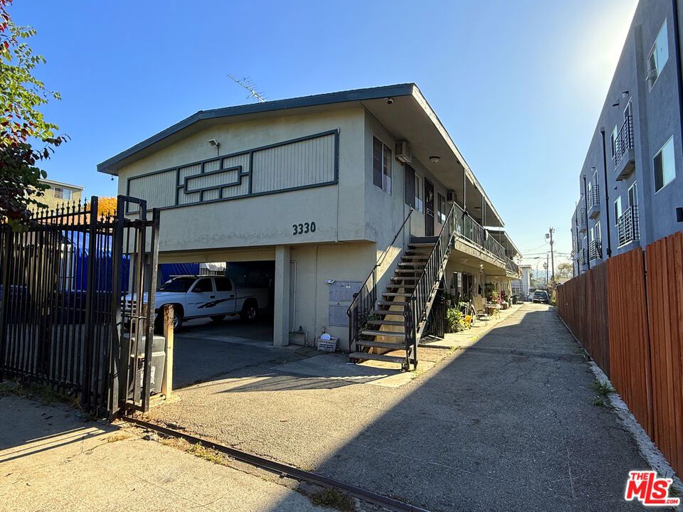 3330 Chapman Street Property Photo 2