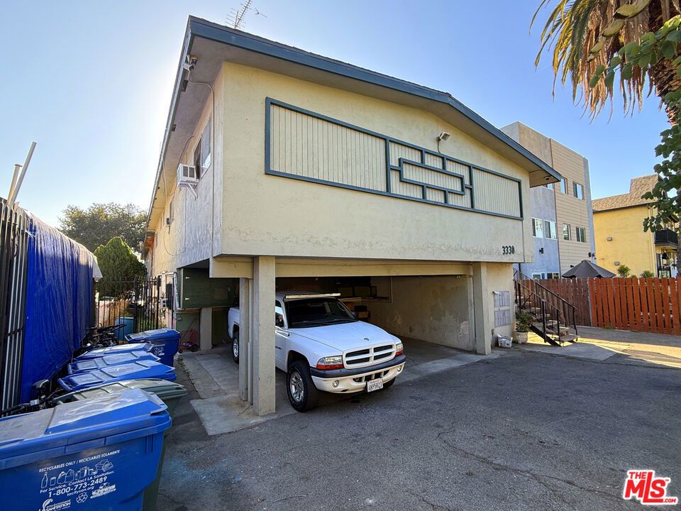 3330 Chapman Street Property Photo 5