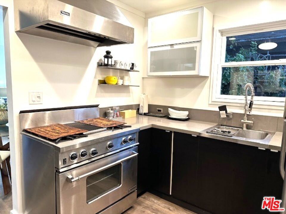 2429 Mckinley Avenue Property Photo 4