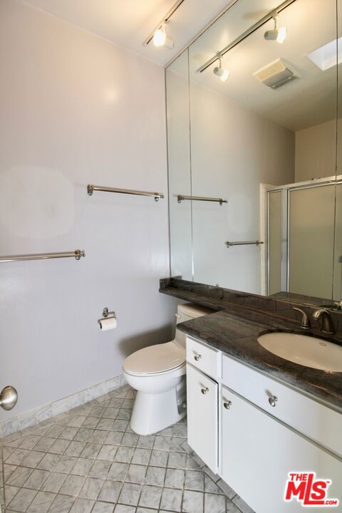 1825 Thayer Avenue Property Photo 20