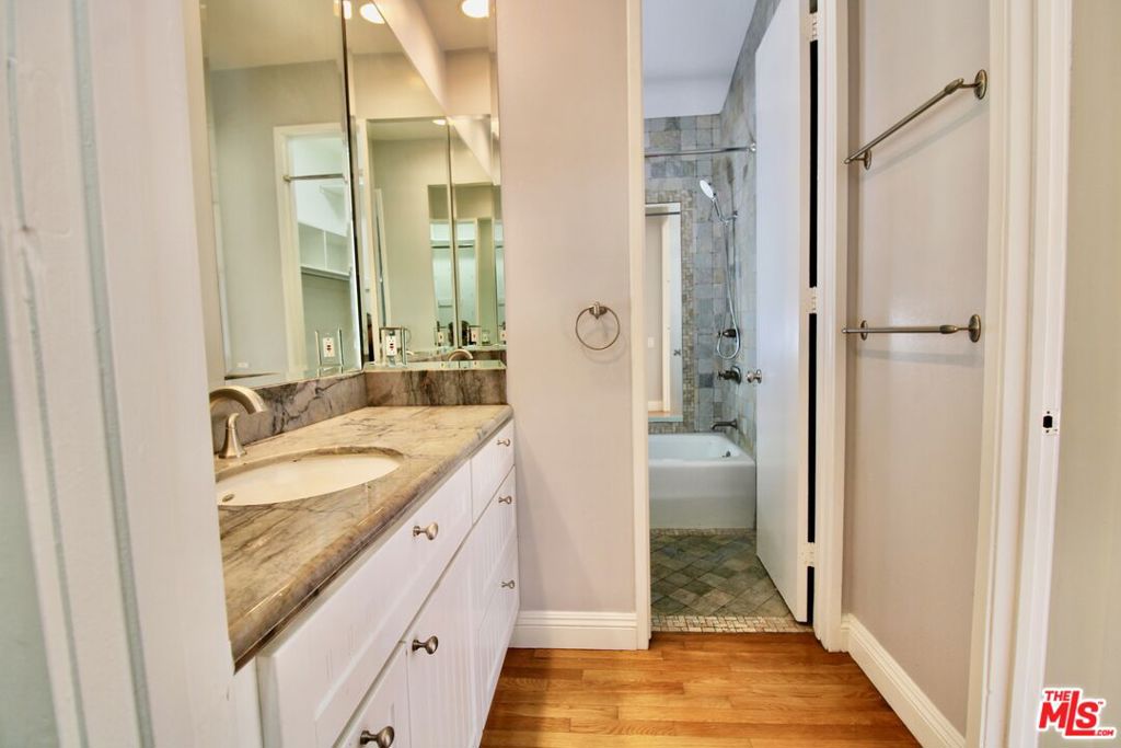 1825 Thayer Avenue Property Photo 26