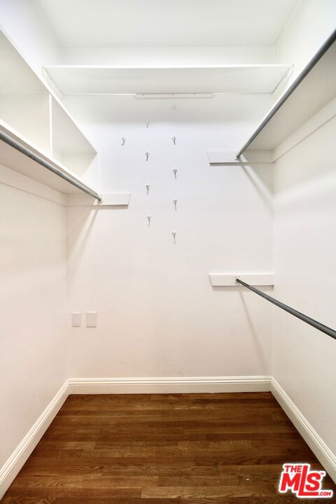 1825 Thayer Avenue Property Photo 28