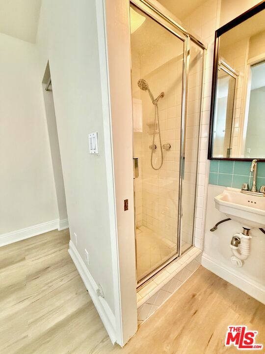 1825 Thayer Avenue Property Photo 32