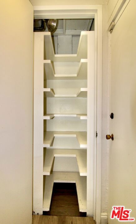 1825 Thayer Avenue Property Photo 35