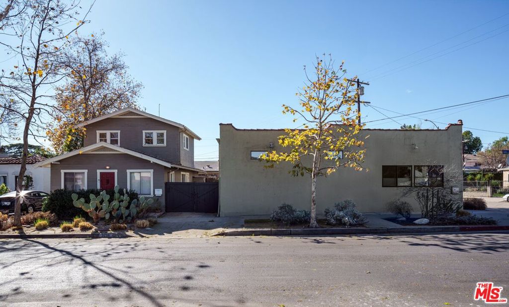 3216 3222 Larga Avenue Property Photo