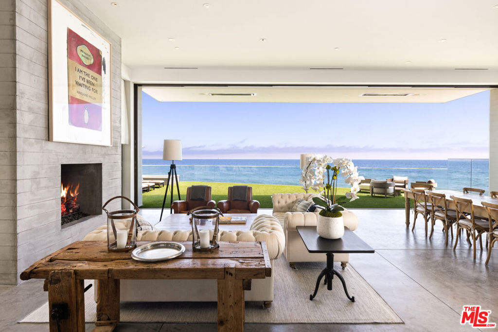 23956 Malibu Road Property Photo 3