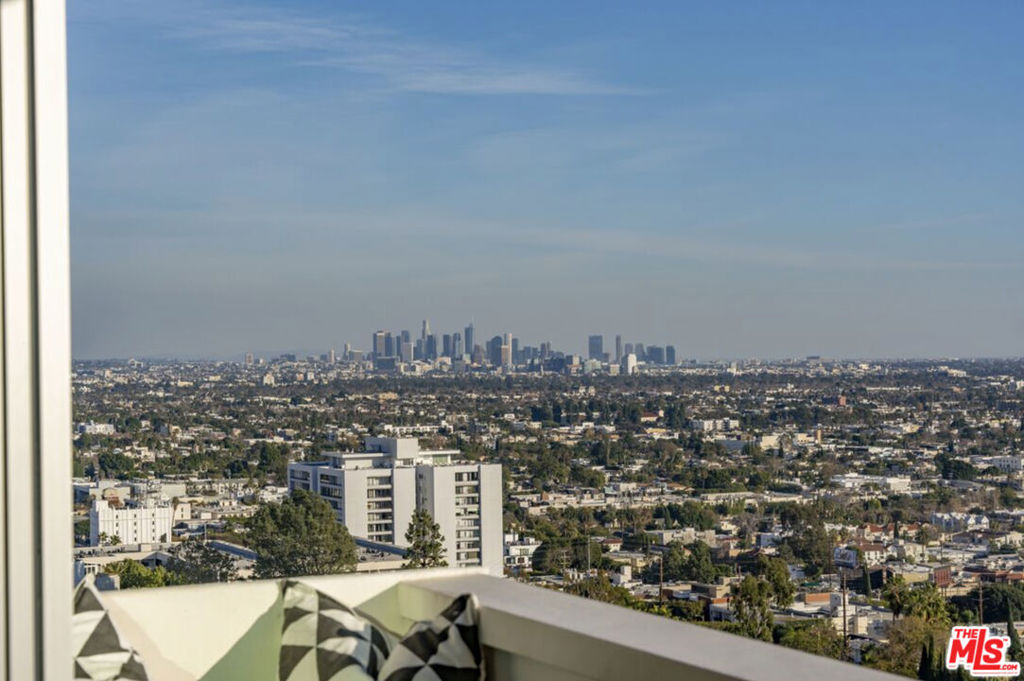 8787 Shoreham Drive 510 Property Photo 15