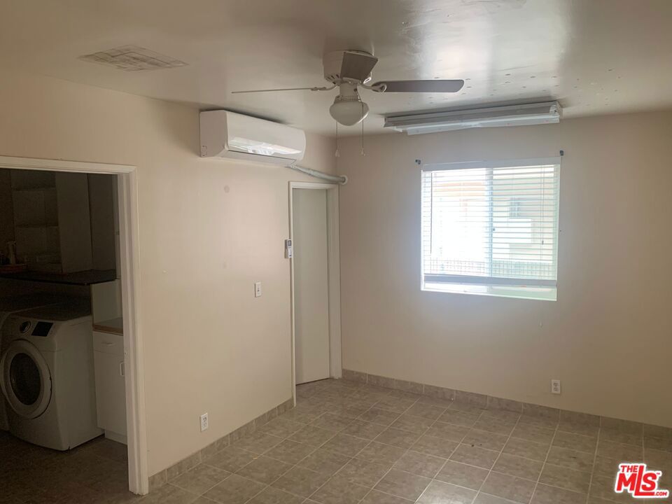 7304 Canby Avenue Property Photo 17