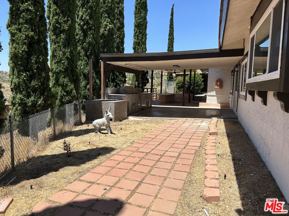 9333 Escondido Canyon Road Property Photo 16