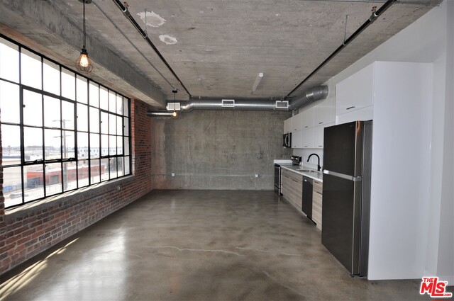 691 Mill Street 701 Property Photo 8