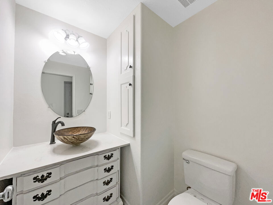 24043 Tango Drive Property Photo 13