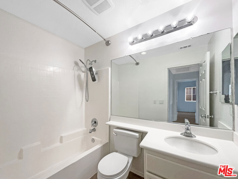 24043 Tango Drive Property Photo 23
