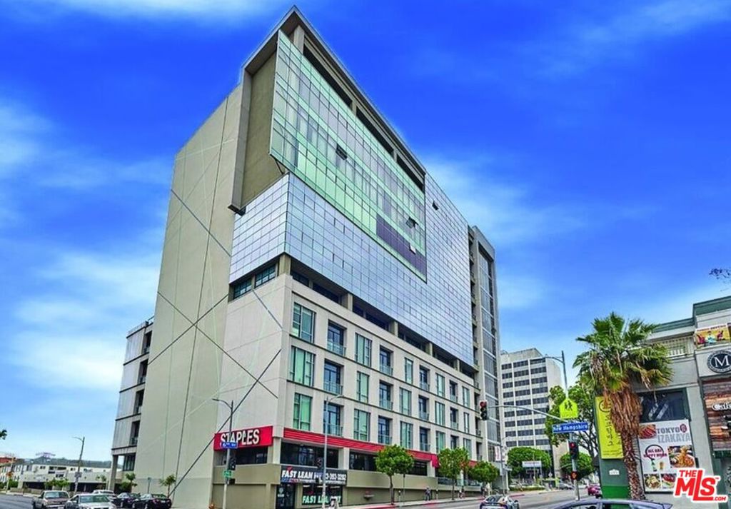 3223 W 6th Street 205 Property Photo 1