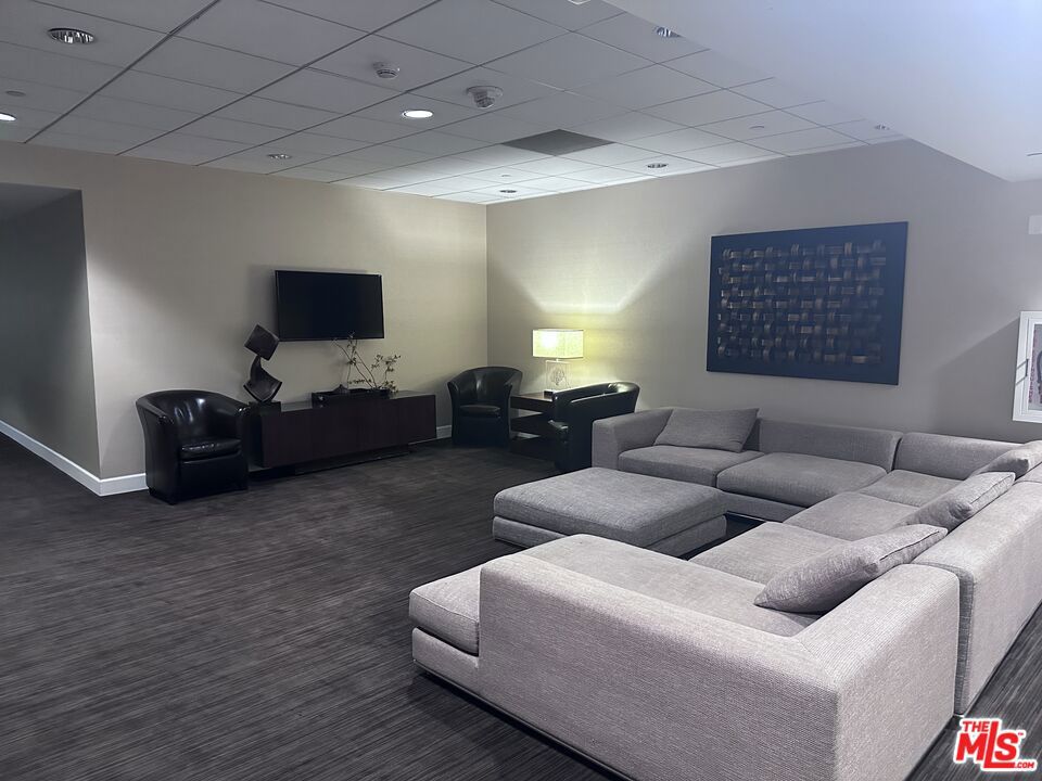 3223 W 6th Street 205 Property Photo 11