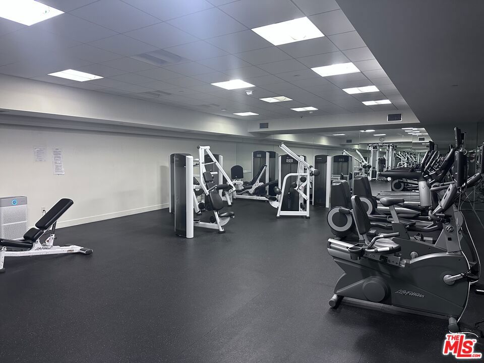 3223 W 6th Street 205 Property Photo 12