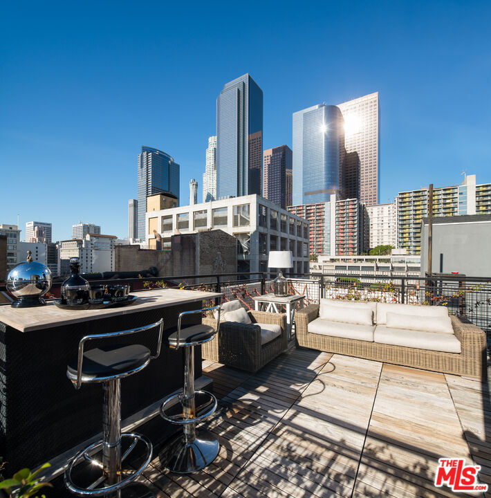 253 S Broadway 502 Property Photo 17