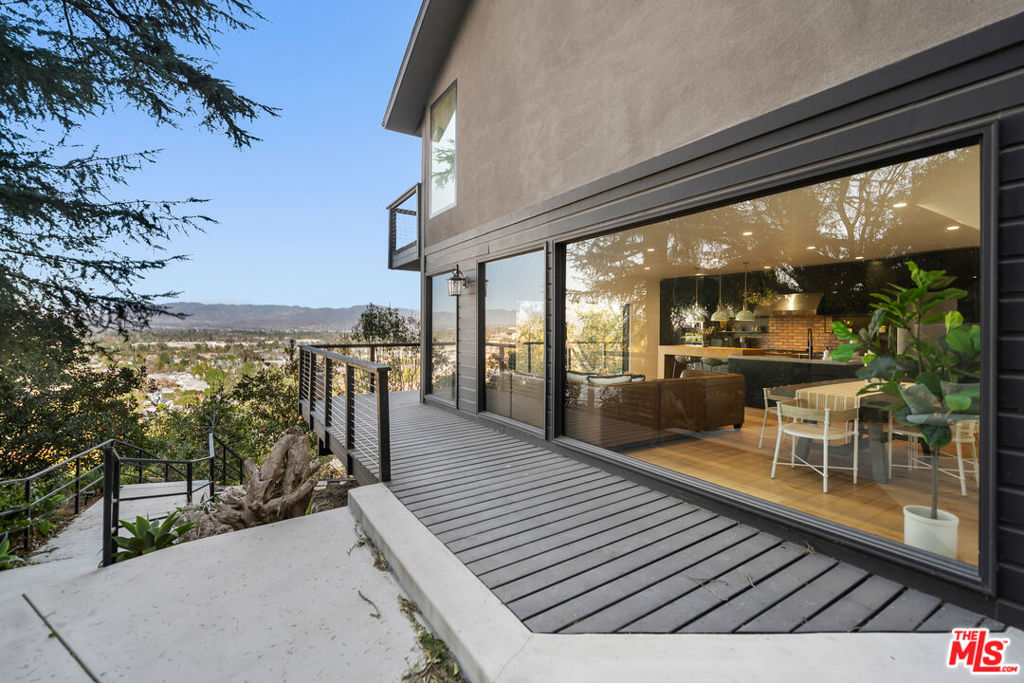 14600 Round Valley Drive Property Photo 2