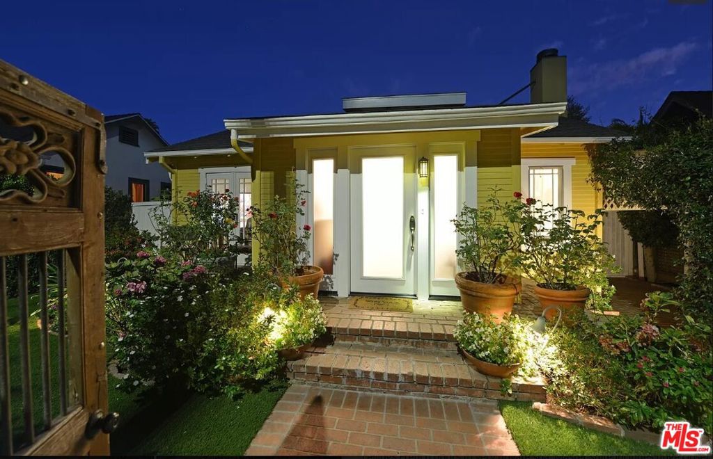 1612 Courtney Avenue Property Photo 11
