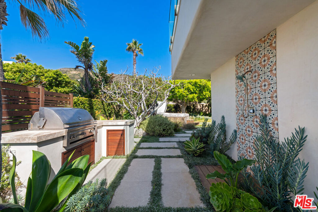 32054 Pacific Coast Highway Property Photo 6