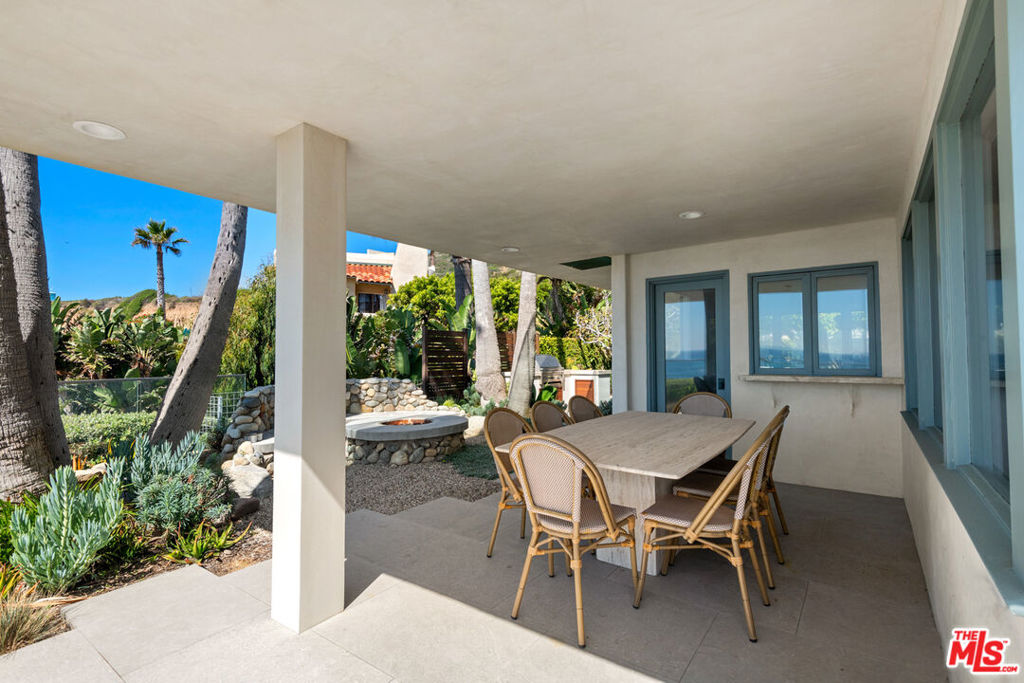 32054 Pacific Coast Highway Property Photo 9