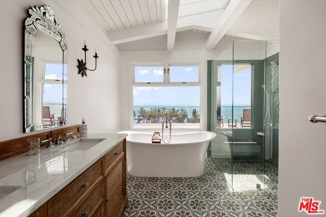32054 Pacific Coast Highway Property Photo 32