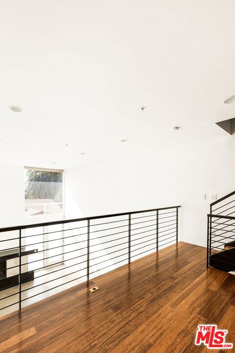 333 S Wilton Place 4 Property Photo 14