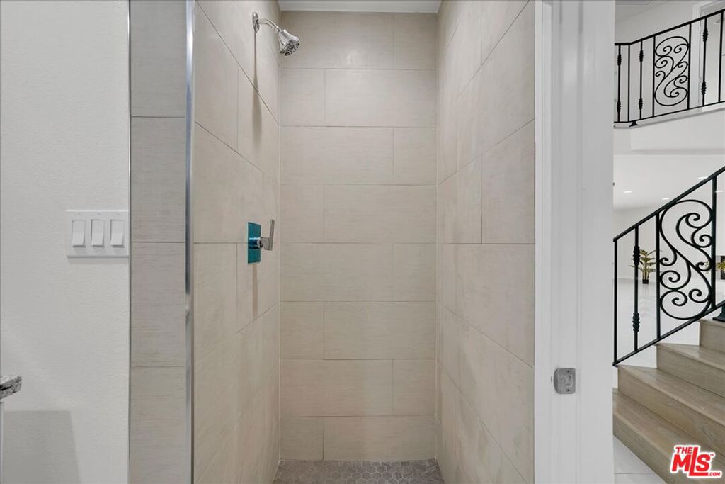 7900 Zeus Drive Property Photo 20