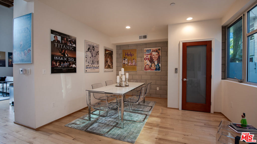 3450 Cahuenga Boulevard 410 Property Photo 7