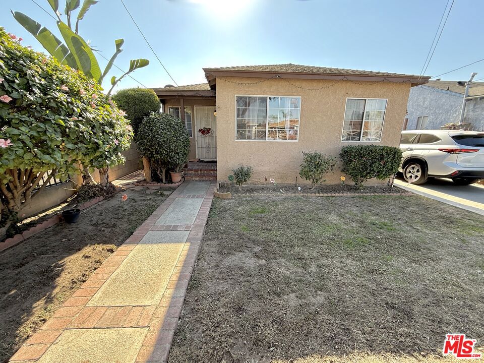 3248 W 112th Street Property Photo