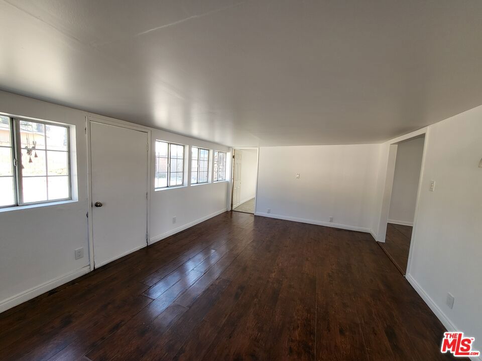 1760 S Vecino Avenue Property Photo 13