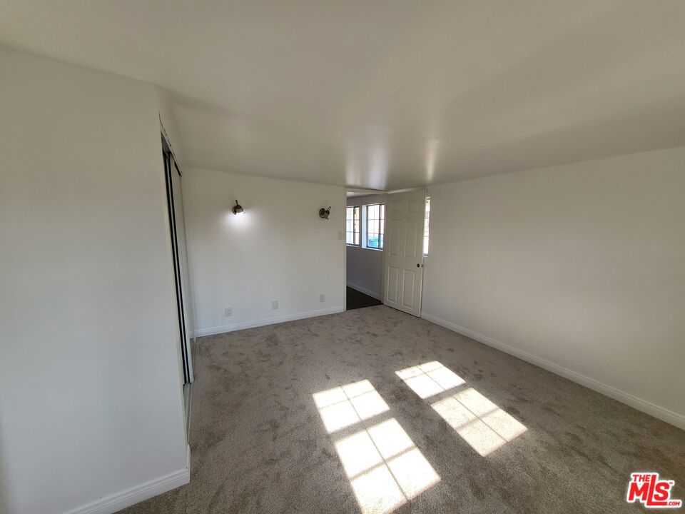1760 S Vecino Avenue Property Photo 16