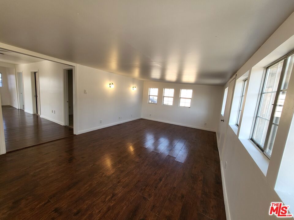1760 S Vecino Avenue Property Photo 17