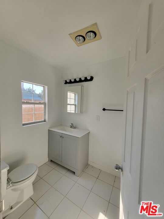1760 S Vecino Avenue Property Photo 20