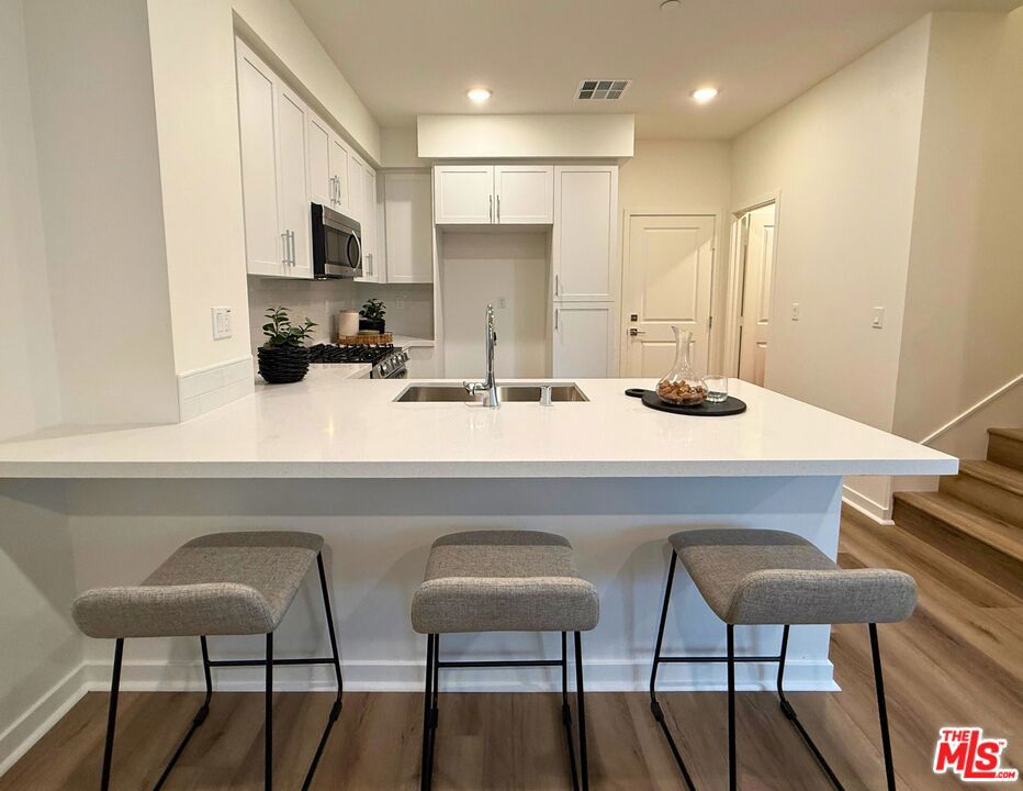 1826 W Merced Avenue Property Photo 3