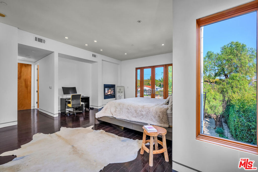 1055 26th Street Property Photo 39