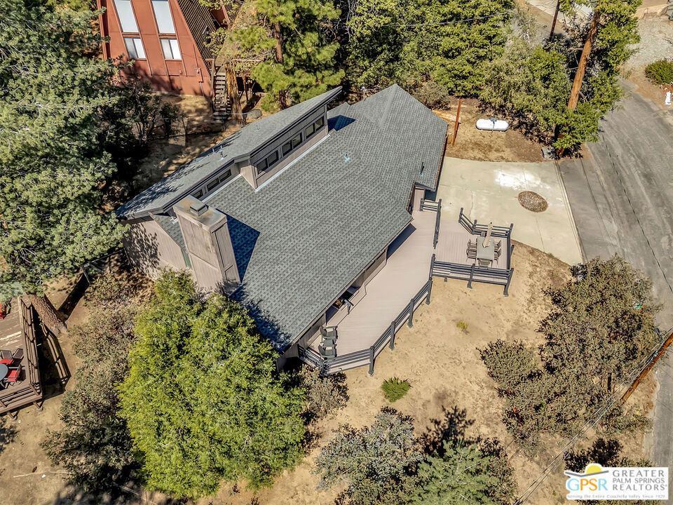 25181 Gail Drive Property Photo 2