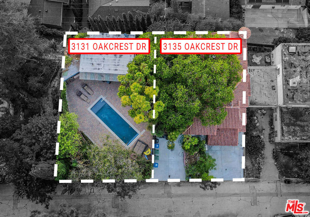 3131 & 3135 Oakcrest Drive Property Photo 1
