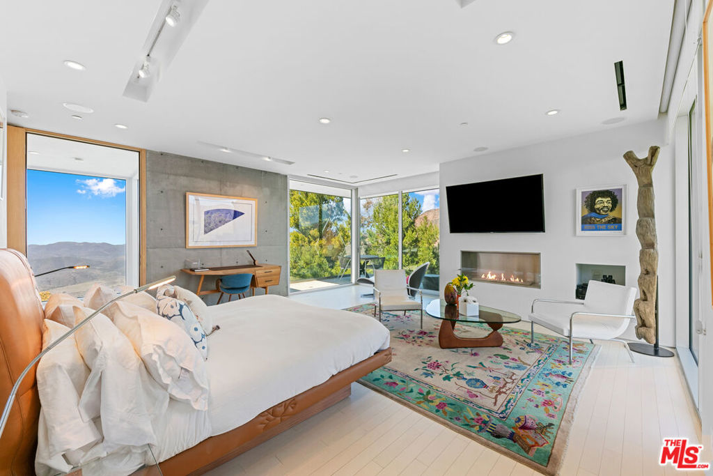9200 Cotharin Road Property Photo 4