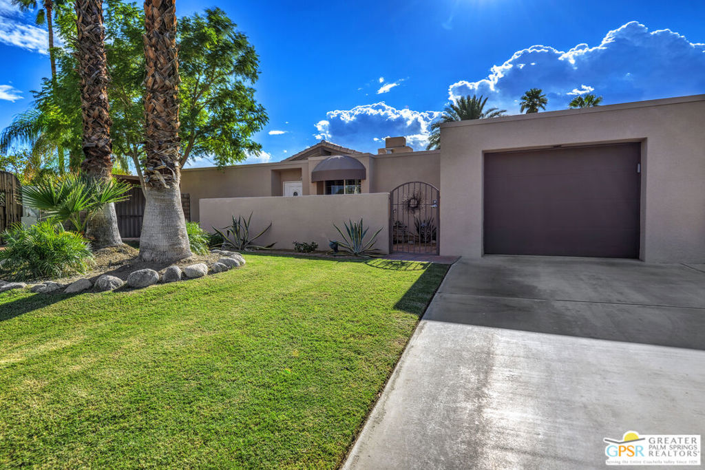 1341 E Padua Way Property Photo 1