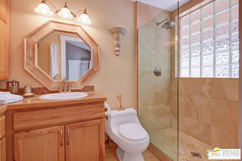 1341 E Padua Way Property Photo 20