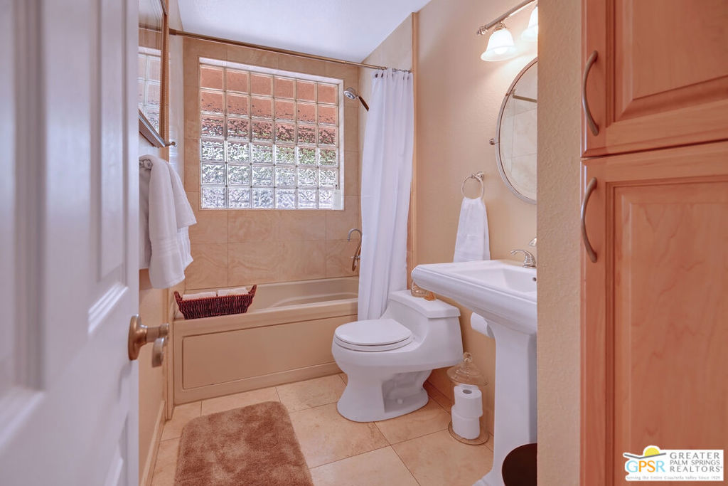 1341 E Padua Way Property Photo 25