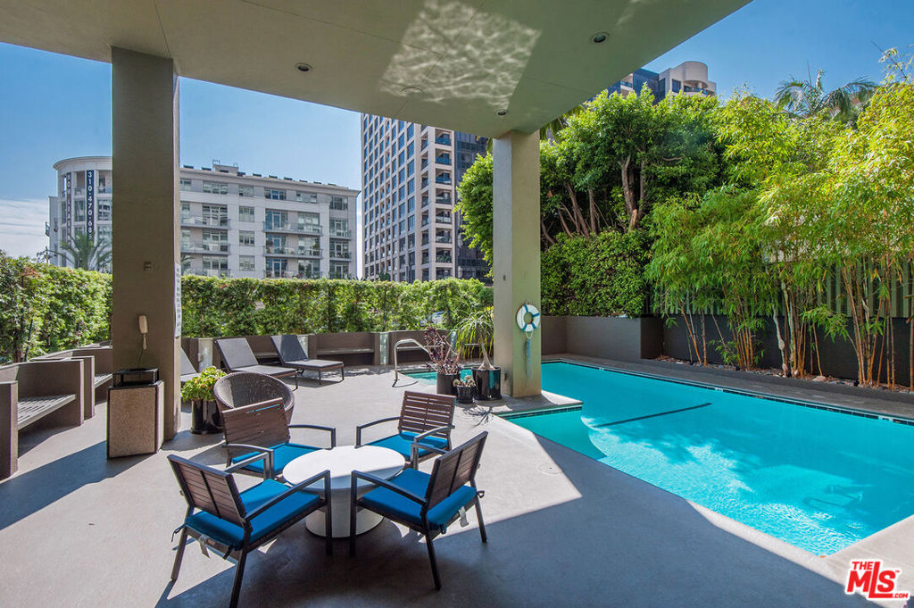 10701 Wilshire Boulevard 1202 Property Photo 25