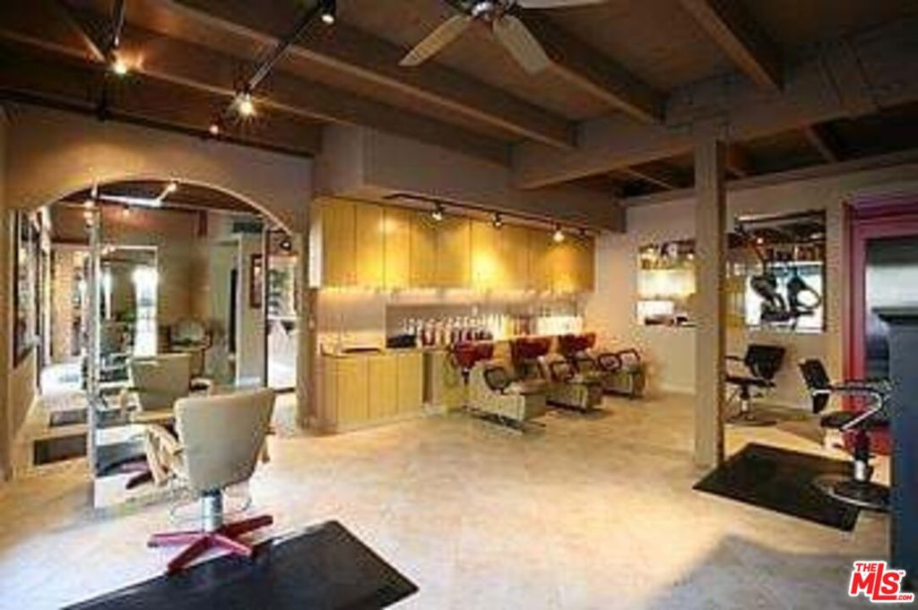 25488471 Property Photo 1