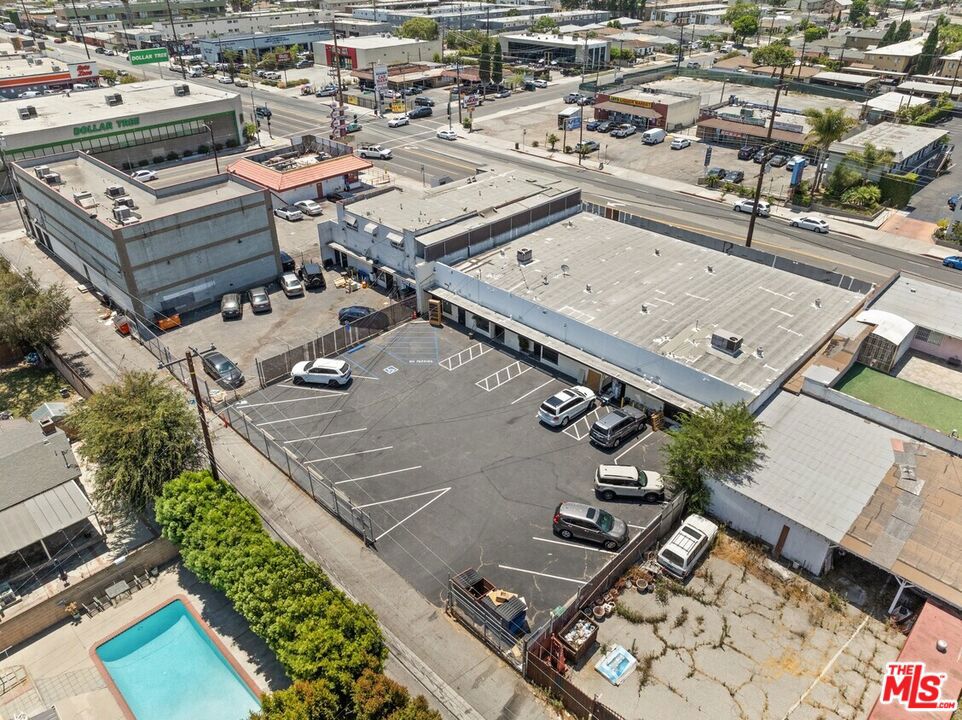 14604 Crenshaw Boulevard Property Photo 2