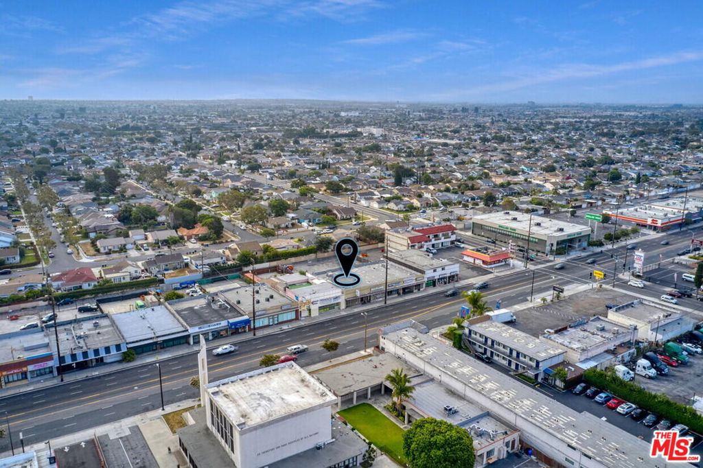 14604 Crenshaw Boulevard Property Photo 10