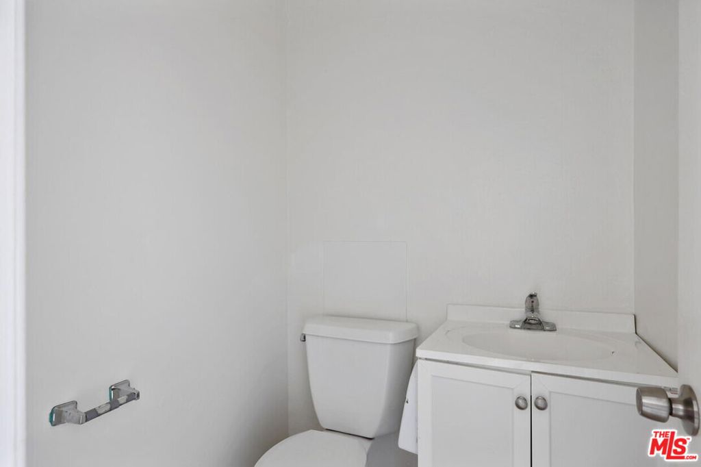 14604 Crenshaw Boulevard Property Photo 20