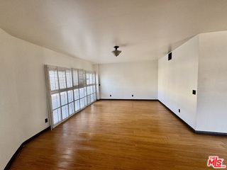 10626 Magnolia Boulevard 2 Property Photo 26