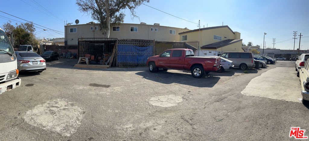 3900 N Figueroa Street Property Photo 3
