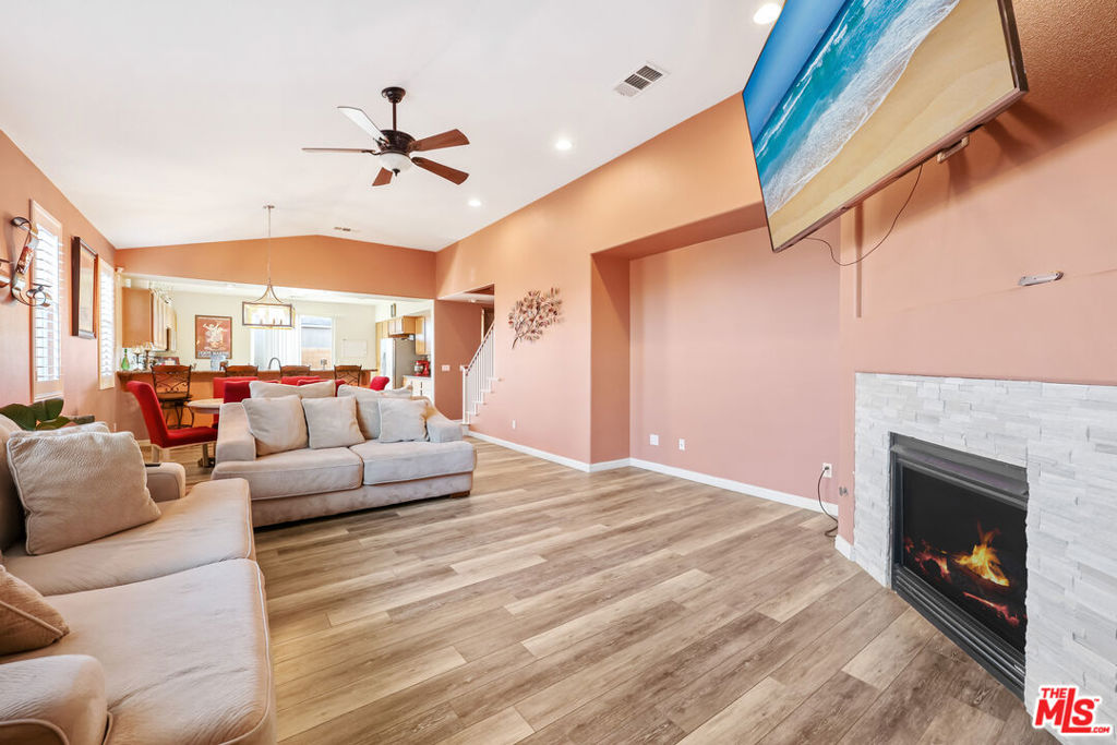 505 Fair Park Way Property Photo 8