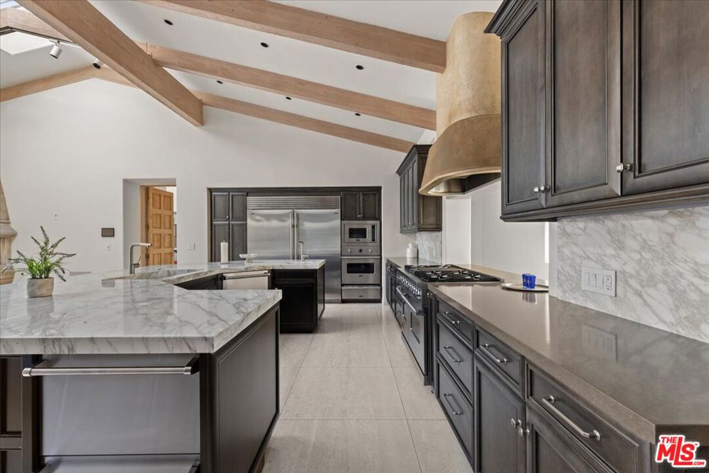 25120 Jim Bridger Road Property Photo 17